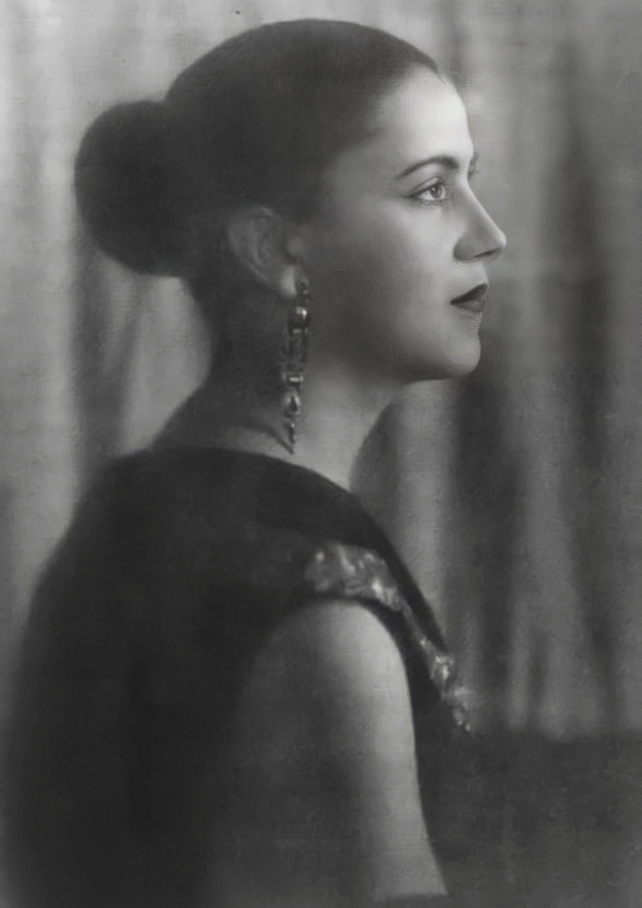 Quem Foi Tarsila do Amaral Antes de Pintar o Brasil?